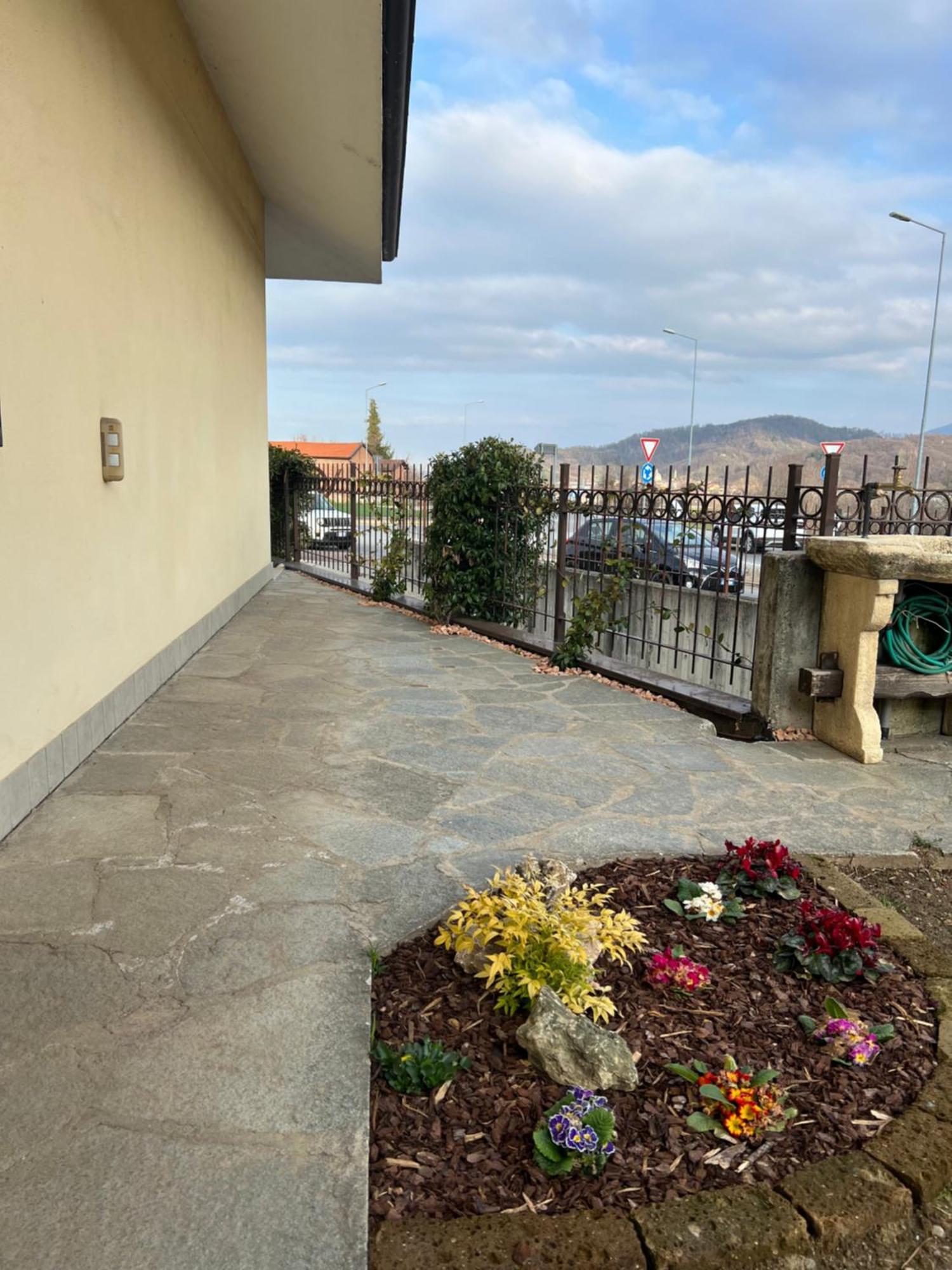 Casa I Cedri Apartment Borgo San Dalmazzo Luaran gambar
