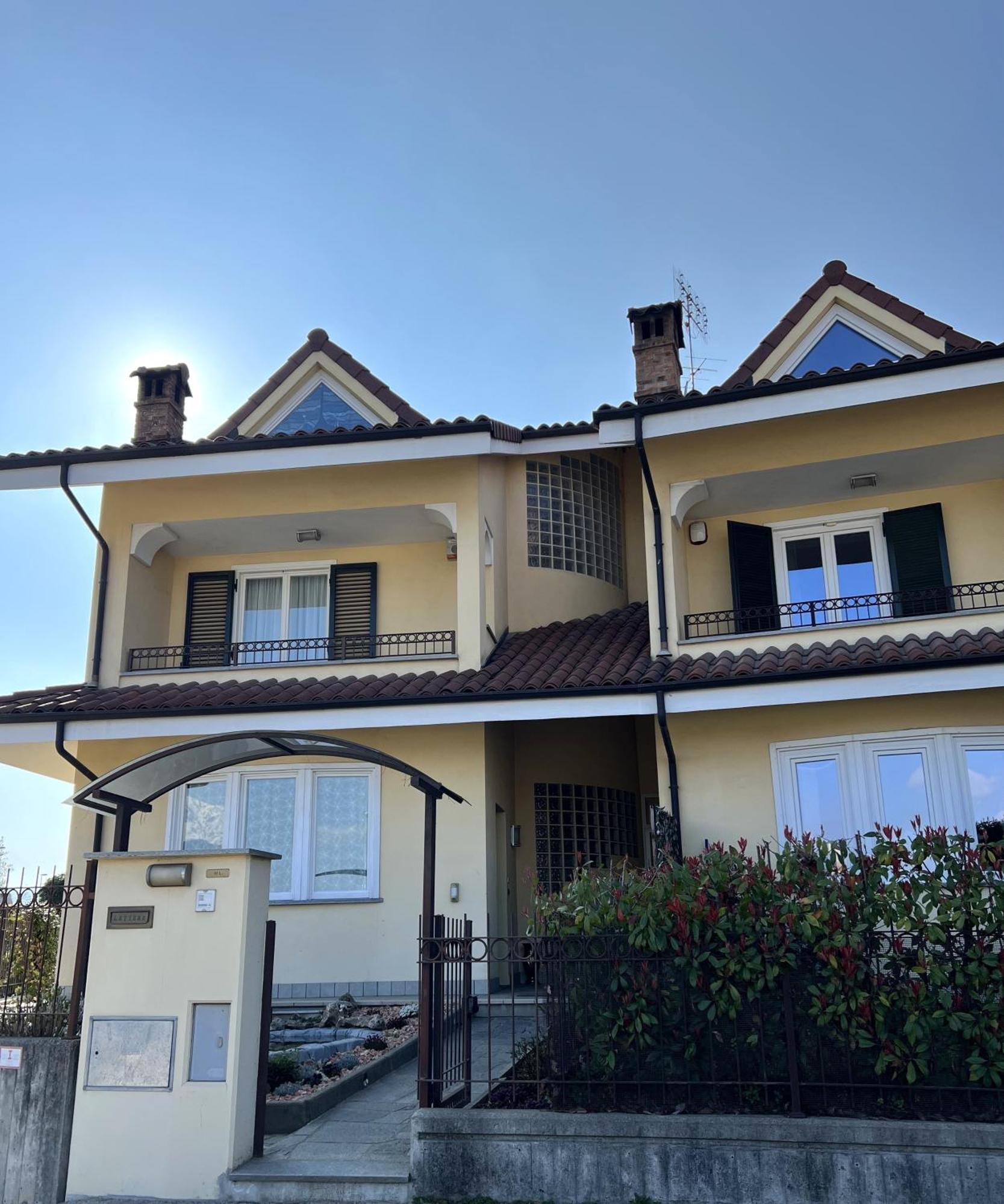Casa I Cedri Apartment Borgo San Dalmazzo Luaran gambar